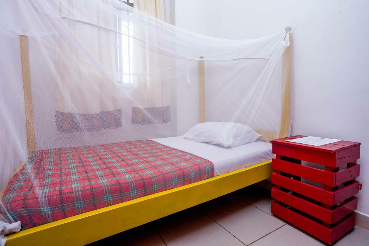 Hostel Bushpig Backpackers Kampala Zewnętrze zdjęcie