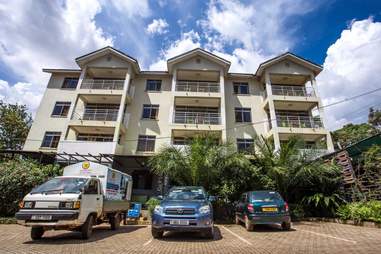 Hostel Bushpig Backpackers Kampala Zewnętrze zdjęcie
